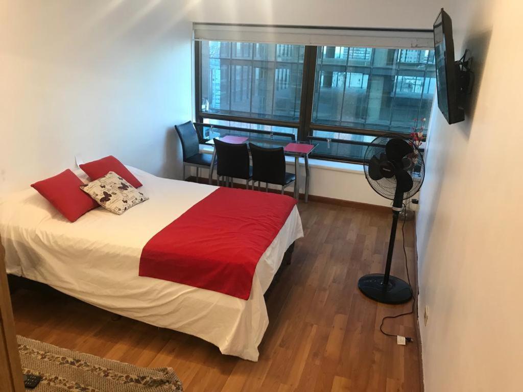 Tango Pop Junto Al Obelisco En 820 Avenida Corrientes Apartment บัวโนสไอเรส ภายนอก รูปภาพ